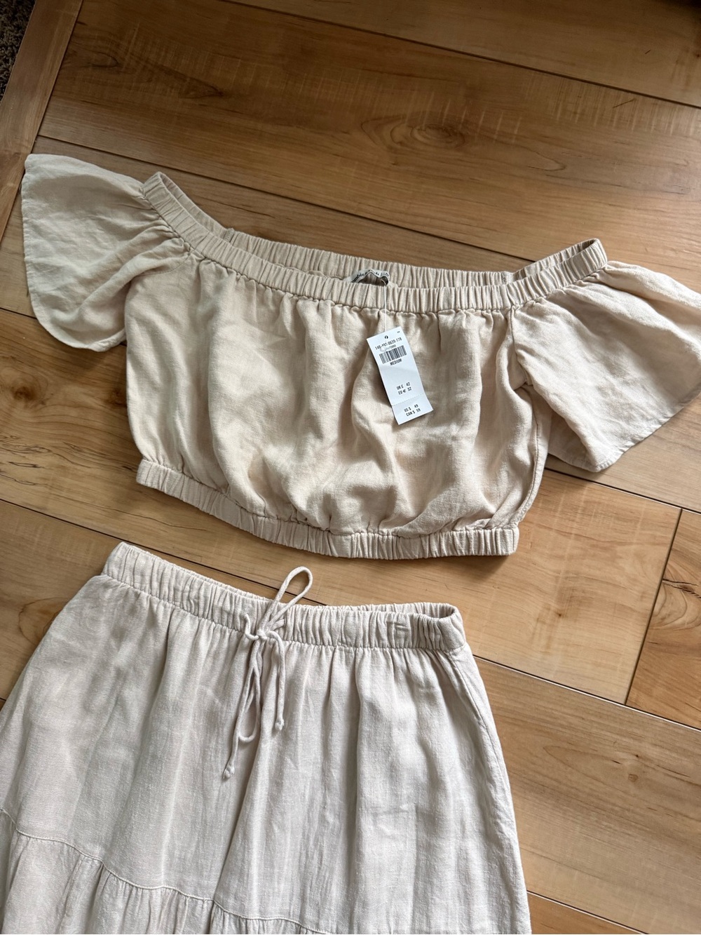Abercrombie & Fitch Beige Two-Piece Skirt Set - Picture 6 of 8